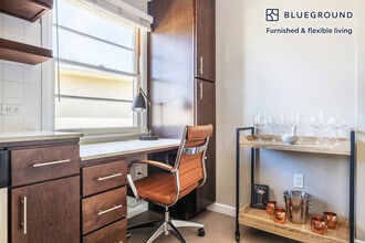 1406 Elkgrove Cir-Unit -FL2-ID414 in Los Angeles, CA - Foto de edificio - Building Photo