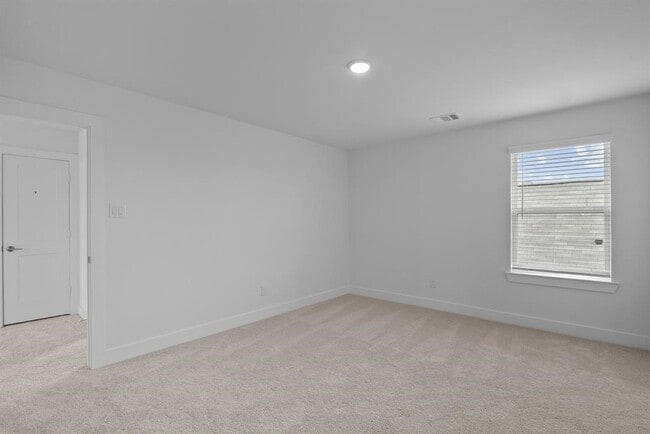 property at 31915 Splendor Dr