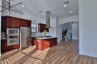 3446 Clearview Villa Way in Houston, TX - Foto de edificio - Building Photo