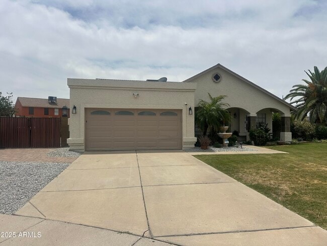 property at 15201 N 61st Ave