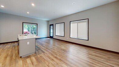 1316 SE 8th St in Minneapolis, MN - Building Photo - Building Photo