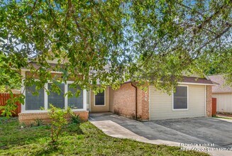 8314 Clays Point in San Antonio, TX - Building Photo - Building Photo