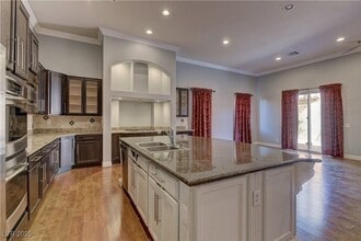 972 Rue Grand Paradis Ln in Henderson, NV - Building Photo - Building Photo