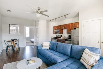 1016 18th Ave S in Nashville, TN - Building Photo - Building Photo