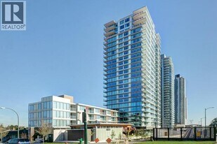 8031 Nunavut Ln in Vancouver, BC - Building Photo