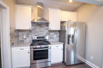 43 Cypress St in Watertown, MA - Building Photo - Building Photo