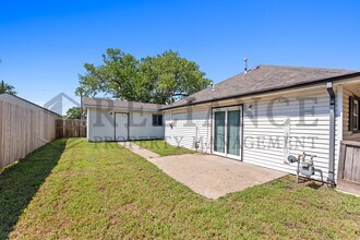 1833 S St Clair St in Wichita, KS - Building Photo - Building Photo