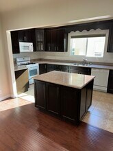 1210 S Wooster St in Los Angeles, CA - Building Photo - Building Photo