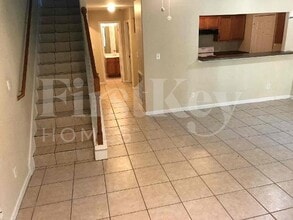 2920 La Estancia Ln in Houston, TX - Building Photo - Building Photo