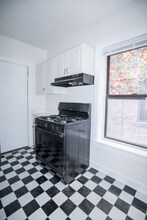 2625 N Spaulding Ave in Chicago, IL - Building Photo - Building Photo