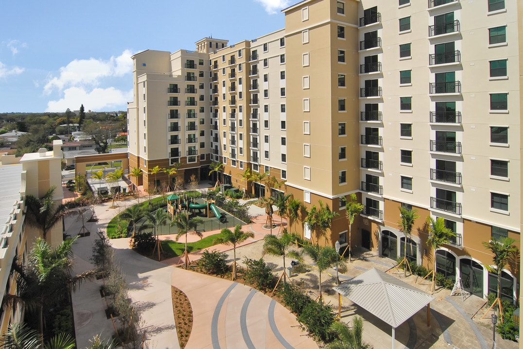 Brownsville Transit Village II Senior in Miami, FL - Building Photo