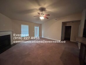 338 Ivy Hills Cir in Calera, AL - Building Photo - Building Photo