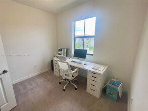 10005 SW 228th Terrace in Cutler Bay, FL - Building Photo - Building Photo