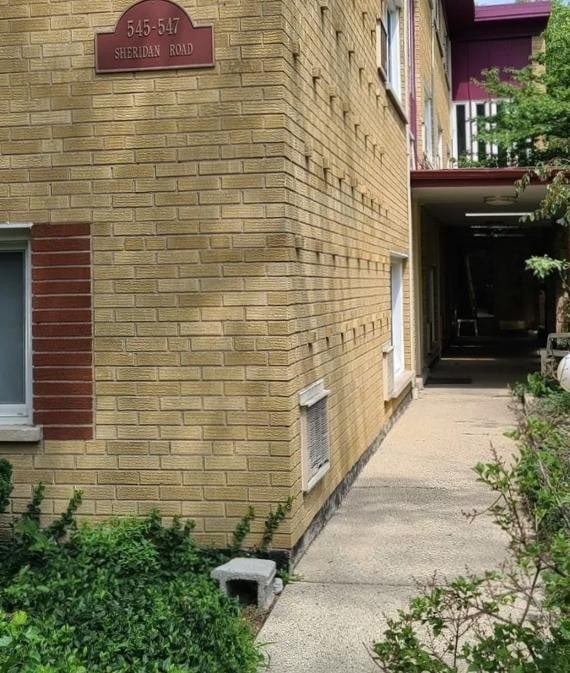 property at 547 Sheridan Rd