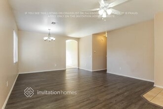 6965 W Midway Ave in Glendale, AZ - Foto de edificio - Building Photo