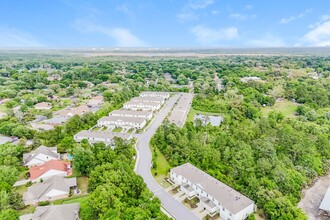 21 Calle Grande St in Ormond Beach, FL - Building Photo - Building Photo