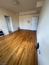 413-15 Dodd St in Newark, NJ - Building Photo - Building Photo