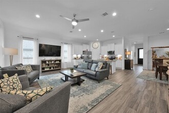 942 Youth Water Rd in Montgomery, TX - Building Photo - Building Photo