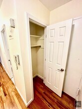 East 91st Street in New York, NY - Building Photo - Building Photo