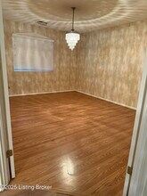 10305 Trotters Pointe Dr in Louisville, KY - Building Photo - Building Photo