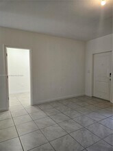 490 NE 12th St in Florida City, FL - Building Photo - Building Photo