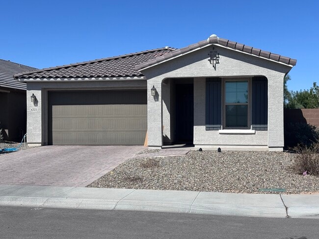 property at 6322 N 67th Ln