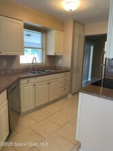 2195 Trillo Rd SE in Palm Bay, FL - Building Photo - Building Photo