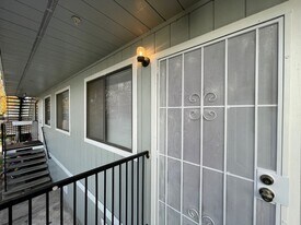 3802 39th Ave in Oakland, CA - Building Photo