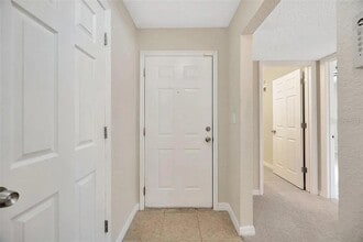 3274 Haviland Ct in Palm Harbor, FL - Building Photo - Building Photo