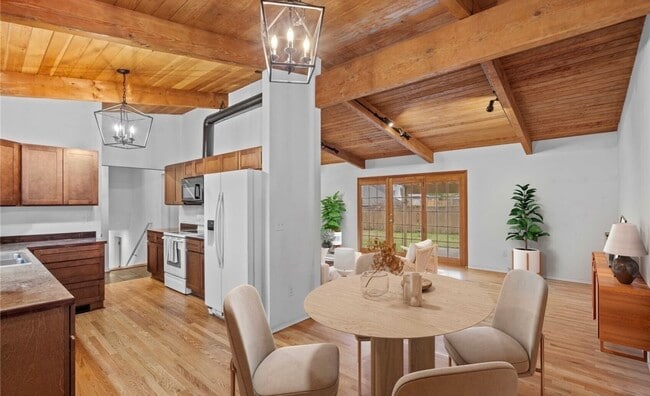 616 117th St S in Tacoma, WA - Foto de edificio - Building Photo