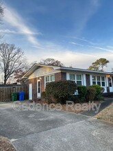 408 Lynette Dr in Wilmington, NC - Building Photo - Building Photo