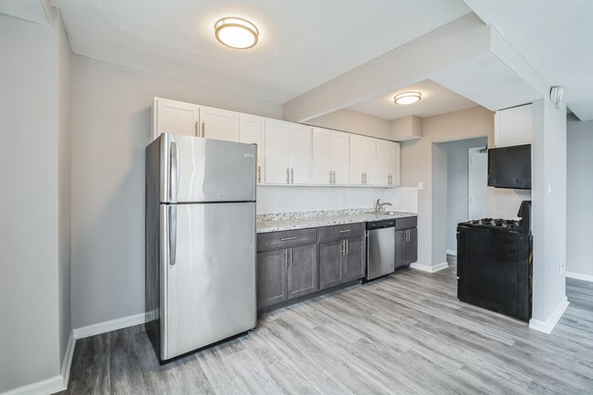 The Revere Apartments in Philadelphia, PA - Foto de edificio - Building Photo