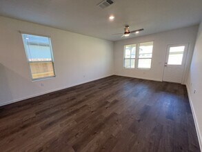 15313 Dapple Blf Ln in Conroe, TX - Building Photo - Building Photo