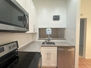 5438 Verona Dr in Boynton Beach, FL - Building Photo - Building Photo