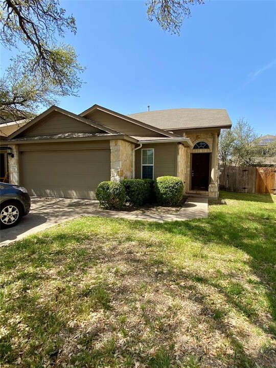 11508 Eric Heiden Ct in Austin, TX - Building Photo
