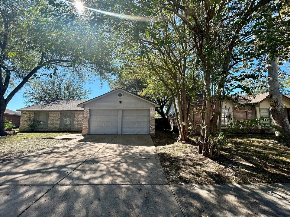 16347 Sky Blue Ln in Houston, TX - Building Photo