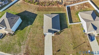 11140 Chappell Crk Cir in Hopewell, VA - Building Photo - Building Photo