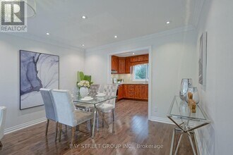 3A Bonniewood Rd in Toronto, ON - Building Photo - Building Photo