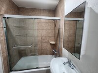 2702 Washington Ave photo'