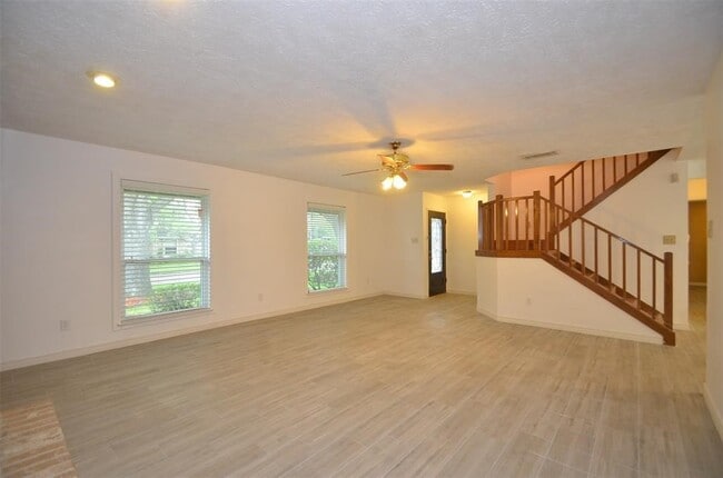 property at 2822 River Birch Dr