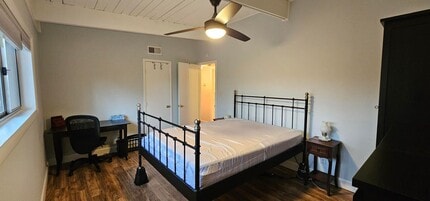 7740 Donnybrook Ct in Annandale, VA - Building Photo - Building Photo