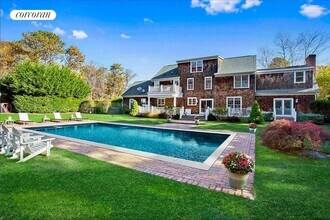 270 Montauk Hwy in Southampton, NY - Building Photo - Building Photo