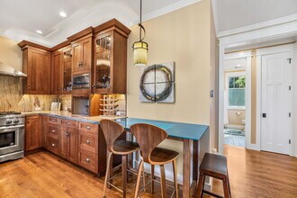 406 North St in Healdsburg, CA - Building Photo - Building Photo