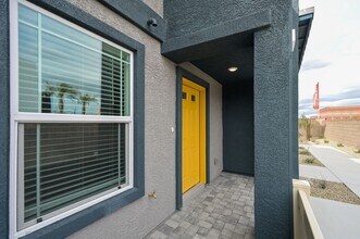 1904 Omaggio Pl in Henderson, NV - Building Photo - Building Photo