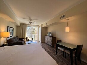 9800 Grand Sandestin Blvd in Miramar Beach, FL - Foto de edificio - Building Photo