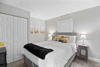 1908 Kingsley Dr, Unit SI ID1285094P in Schaumburg, IL - Building Photo - Building Photo