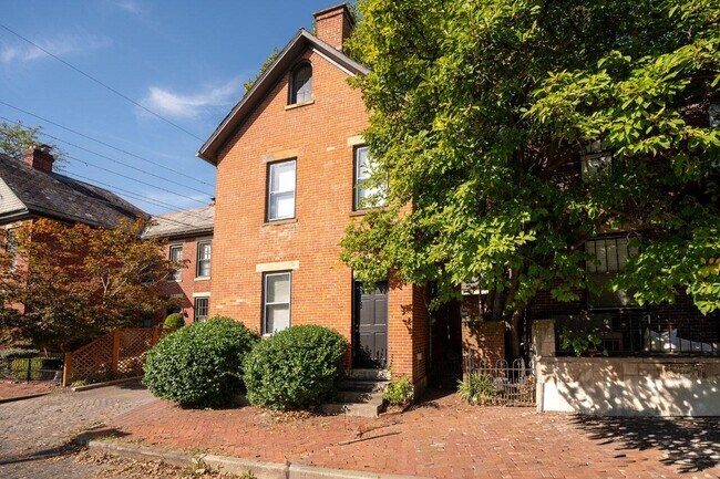 561 S 5th St in Columbus, OH - Building Photo - Building Photo