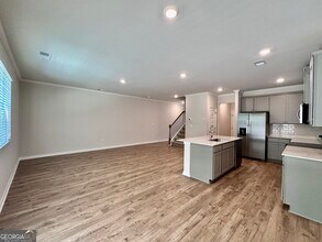 3050 Yellow Hammer Dr SE in Marietta, GA - Foto de edificio - Building Photo