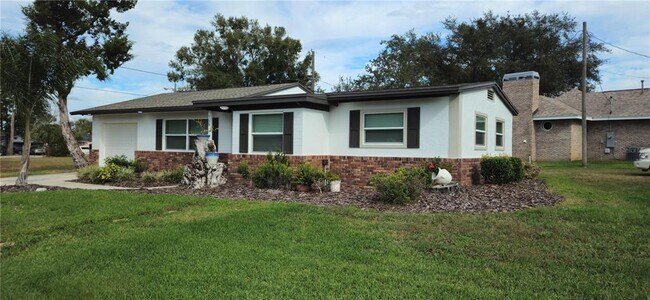 755 Bloxam Ave in Clermont, FL - Building Photo - Building Photo
