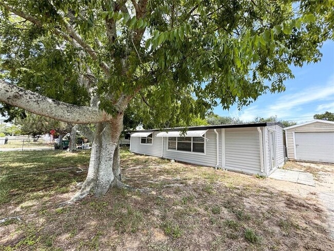 property at 3418 Brockett Rd